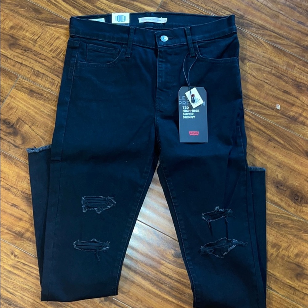 Levi’s 720 high rise supper skinny